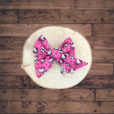 5in Kitty Knotted Bow