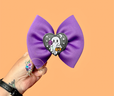 5in Ghost Heart Pinch Bow